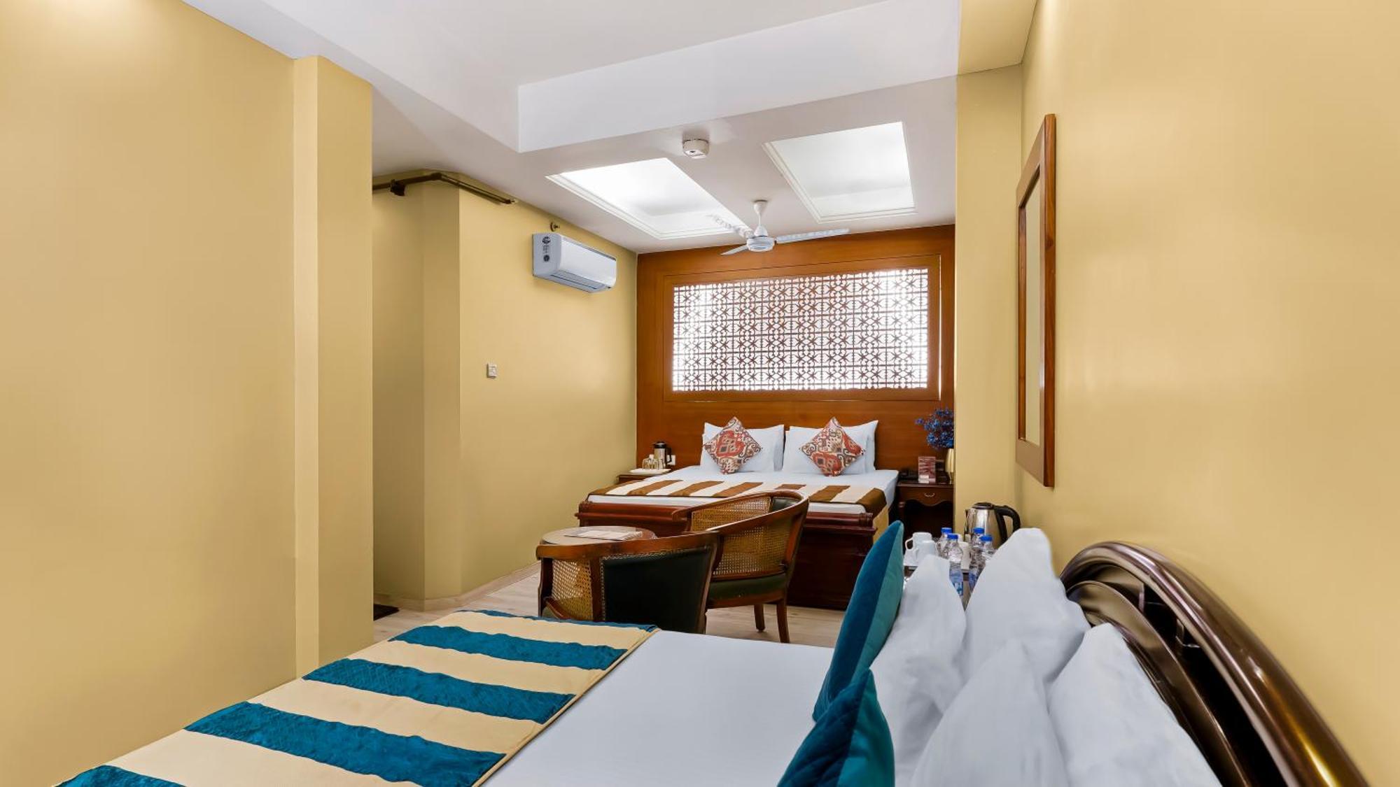 Hotel Ajanta - Free Airport Pick Up Service Nueva Delhi Exterior foto