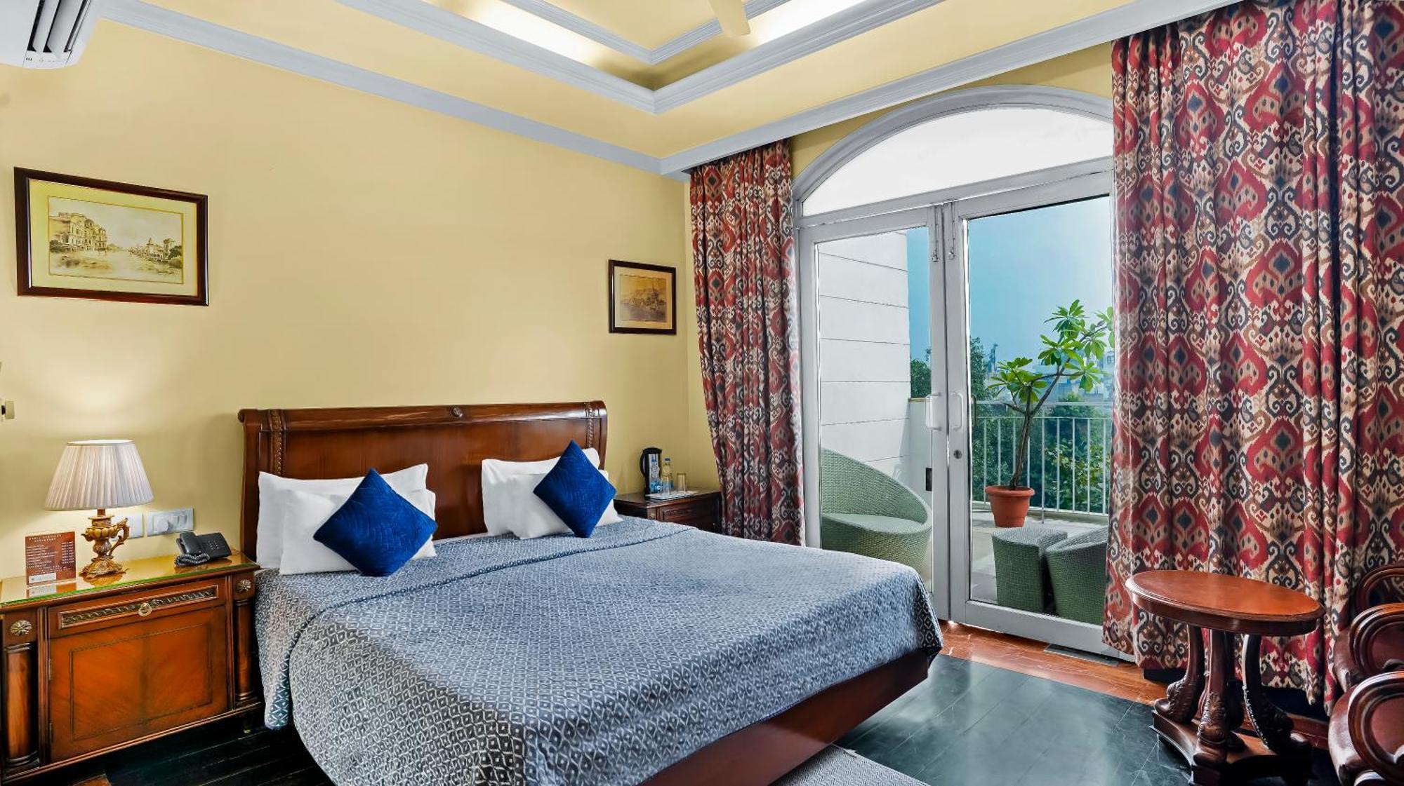 Hotel Ajanta - Free Airport Pick Up Service Nueva Delhi Exterior foto